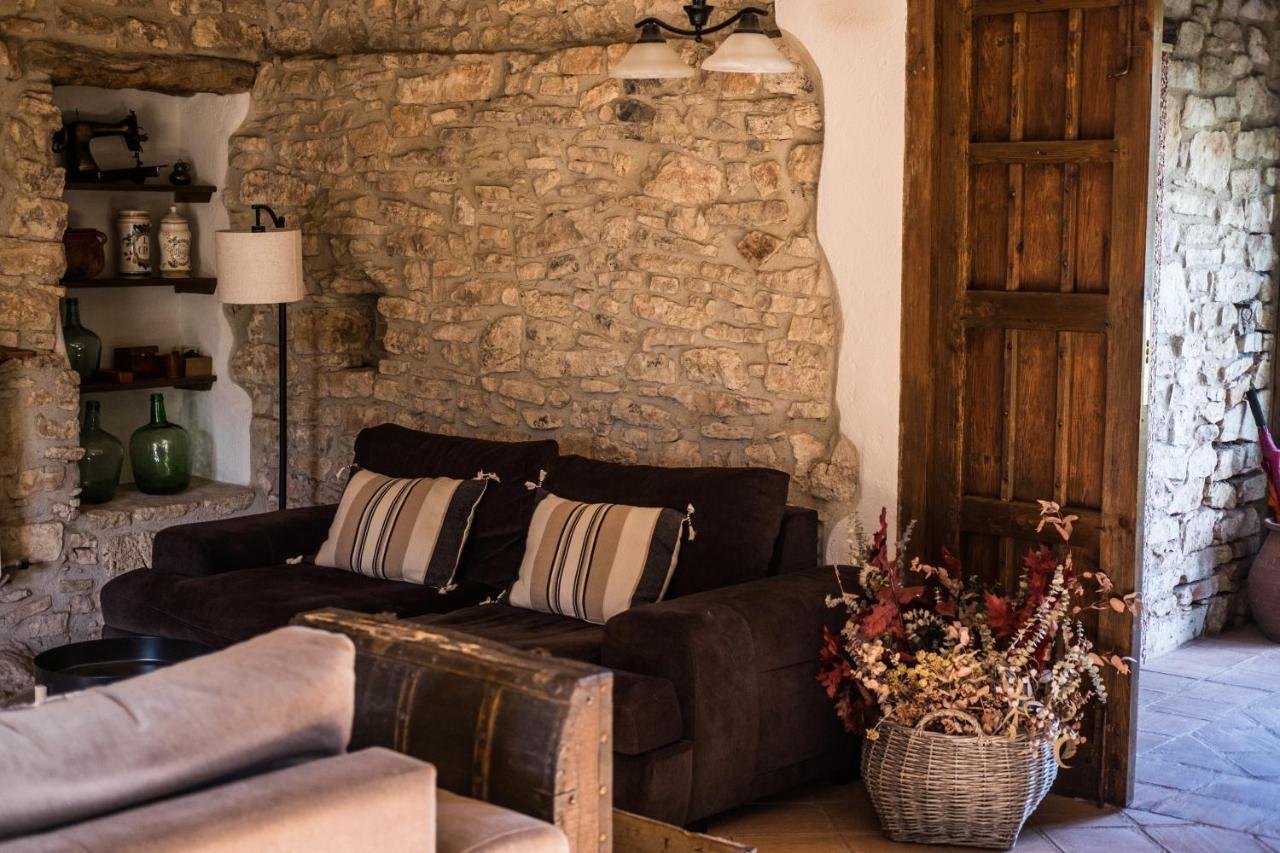 Mas De L'Arlequi Guest House Rojals Bagian luar foto